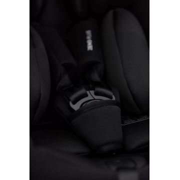 Scoica auto Zeno i-size Hamilton black